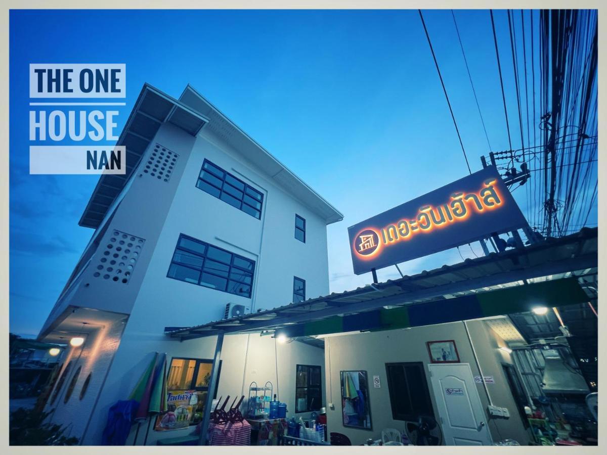 ホテル The One House ナーン エクステリア 写真